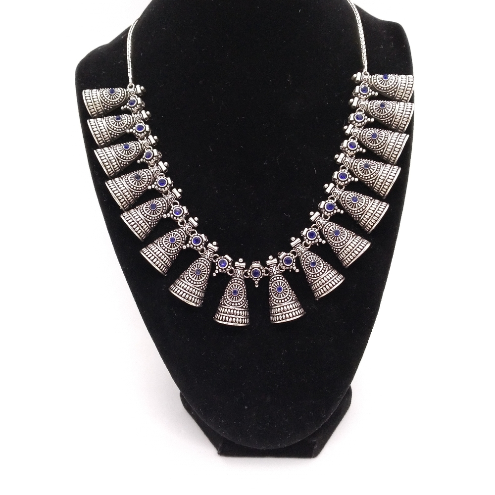 Faux Oxidized silver tone bohemian style necklace